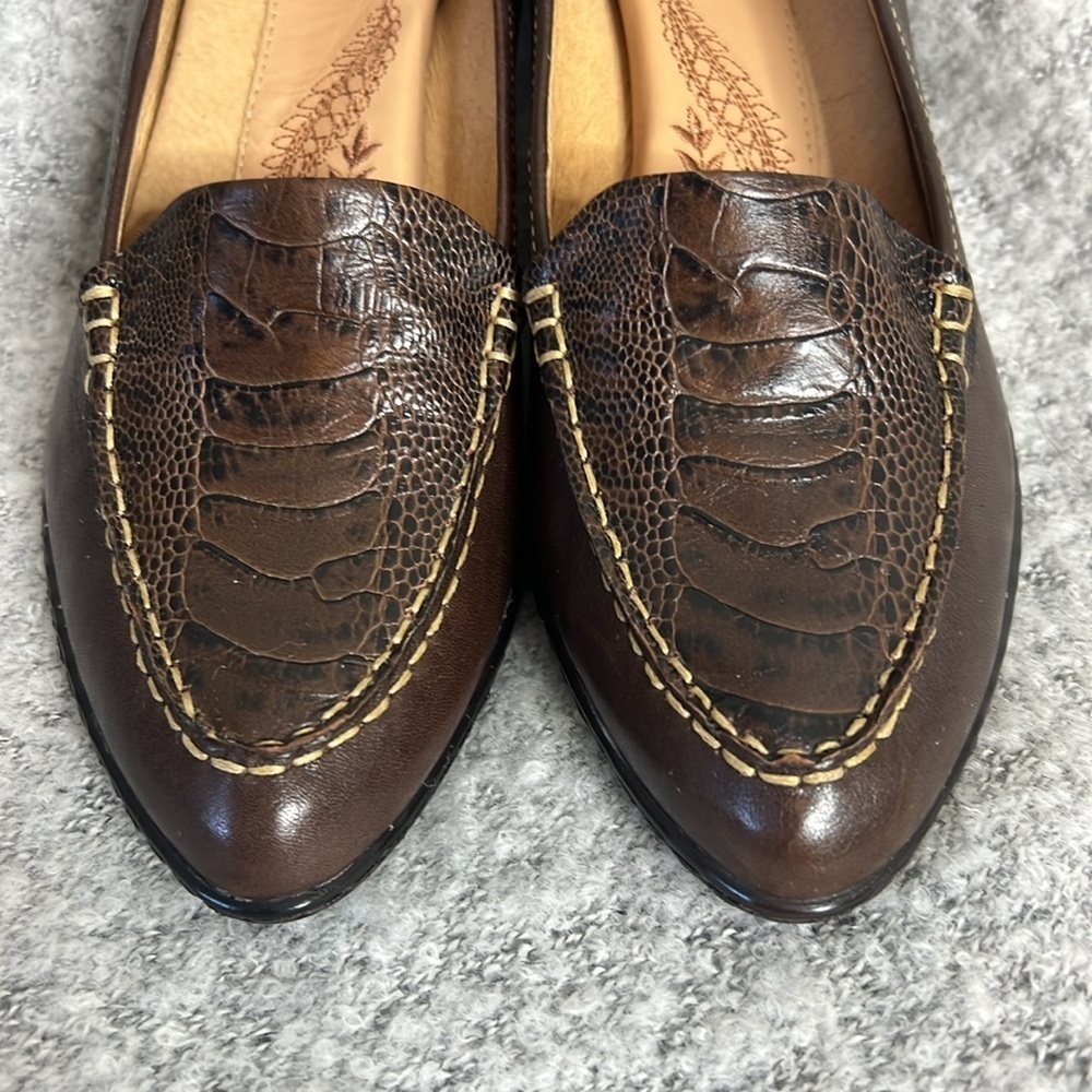 Sofft‎ Brown Crocodile pattern Leather upper pump… - image 2